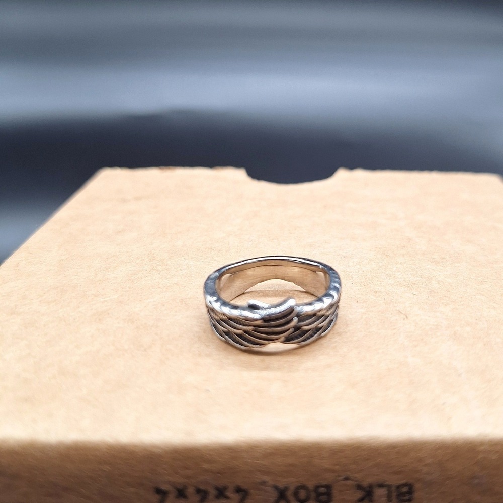 Silver Tone Wing Band Ring Gothic Biker Feather Wrap Size 7" New no Tag